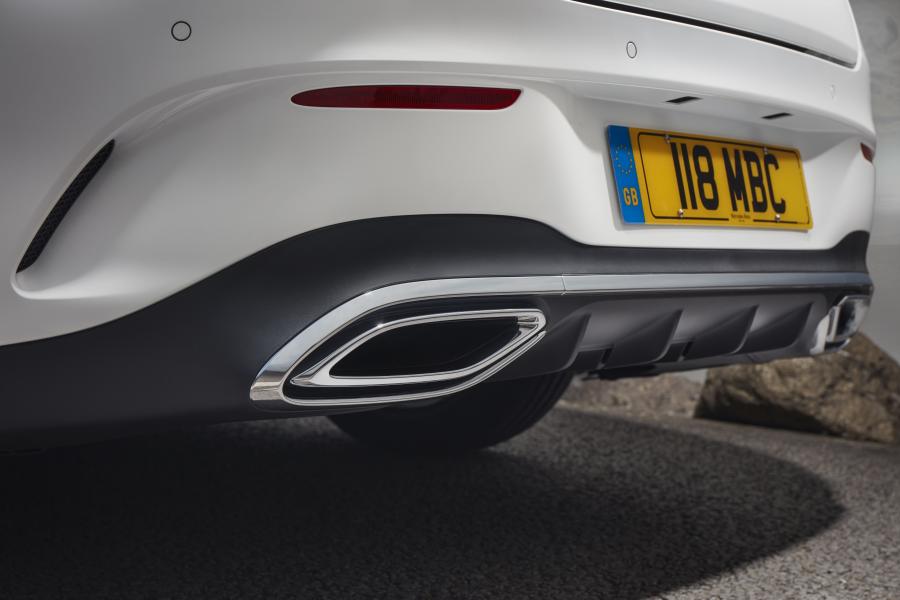 Детали экстерьера Mercedes-Benz CLA200 AMG Line (C118) 2019 года  (UK) (фото 18 из 40)